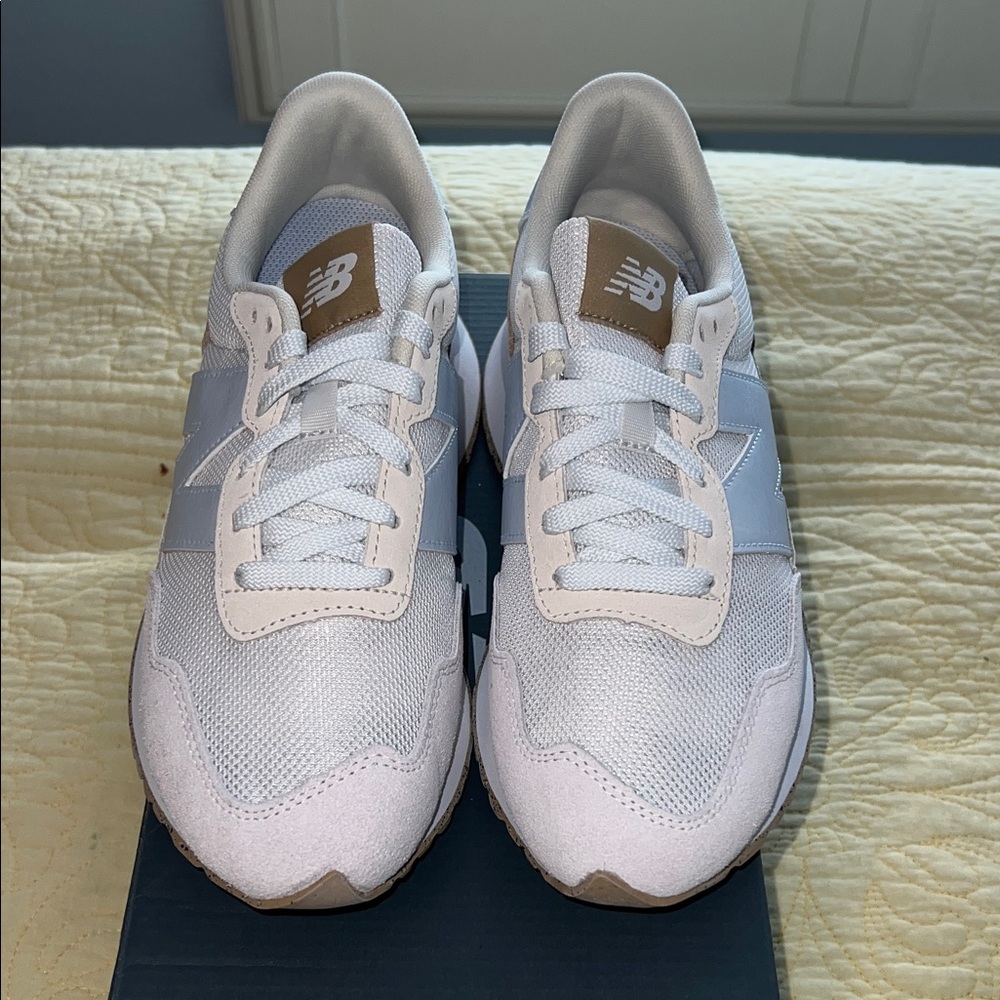 New Balance Women's 237 White and Brown Sneakers - Picture 2 of 6